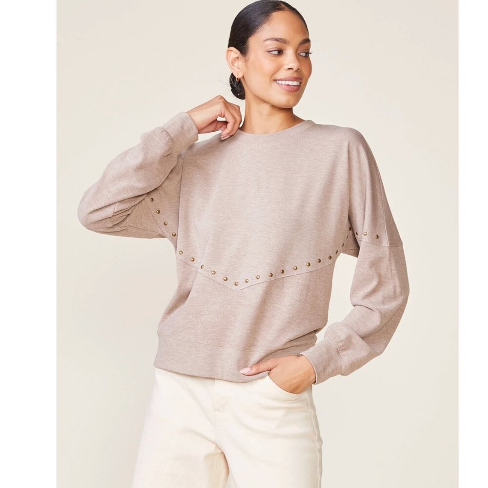 NWT Oatmeal Studded Pullover